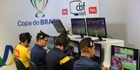 Árbitro de vídeo, sempre polêmico no futebol brasileiro, também sofrerá mudanças a partir do mês de junho