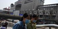 EUA denunciam há semanas falta de transparência de Pequim no início da epidemia