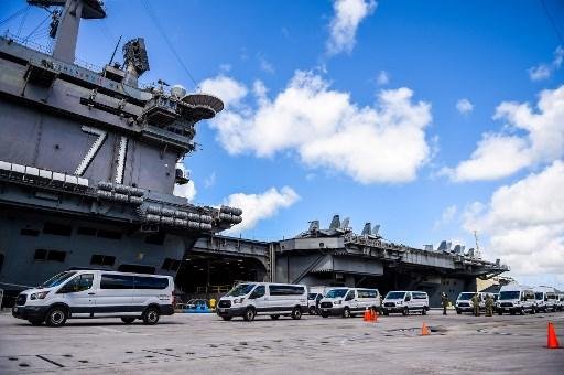 USS Navy informou que mais de 3,6 mil militares foram transferidos para hot&eacute;is e quart&eacute;is