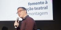 Diretor do Itaú Cultural, Eduardo Saron, anuncia a plataforma em conjunto com Leandro Valiati, da Ufrtgs