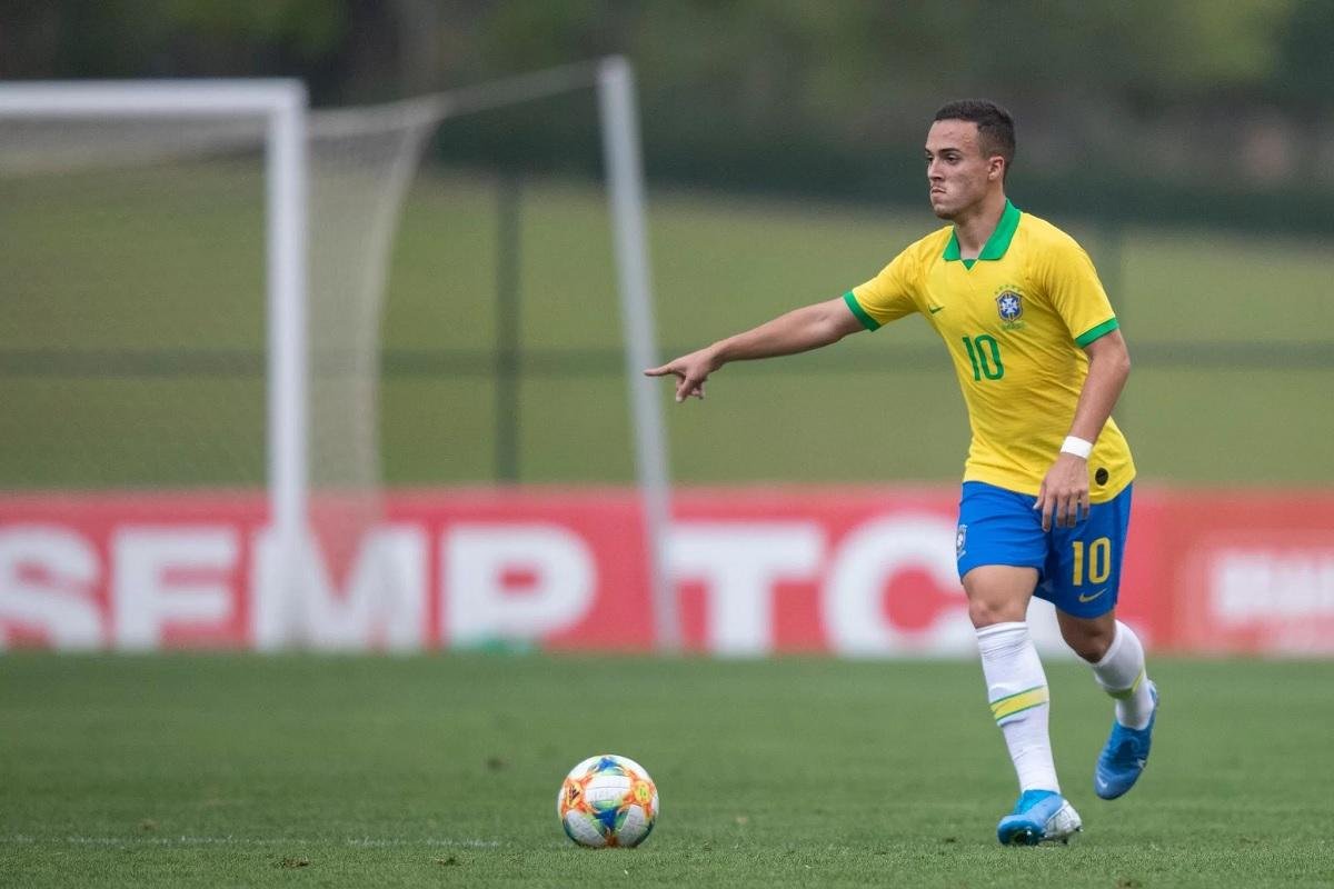 Jogador sofreu les&atilde;o na coluna no come&ccedil;o da temporada