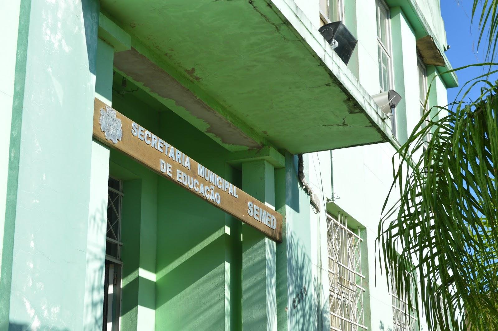 A partir da pr&oacute;xima quinta-feira, as escolas municipais disponibilizar&atilde;o atividades pedag&oacute;gicas disciplinares aos alunos da rede.