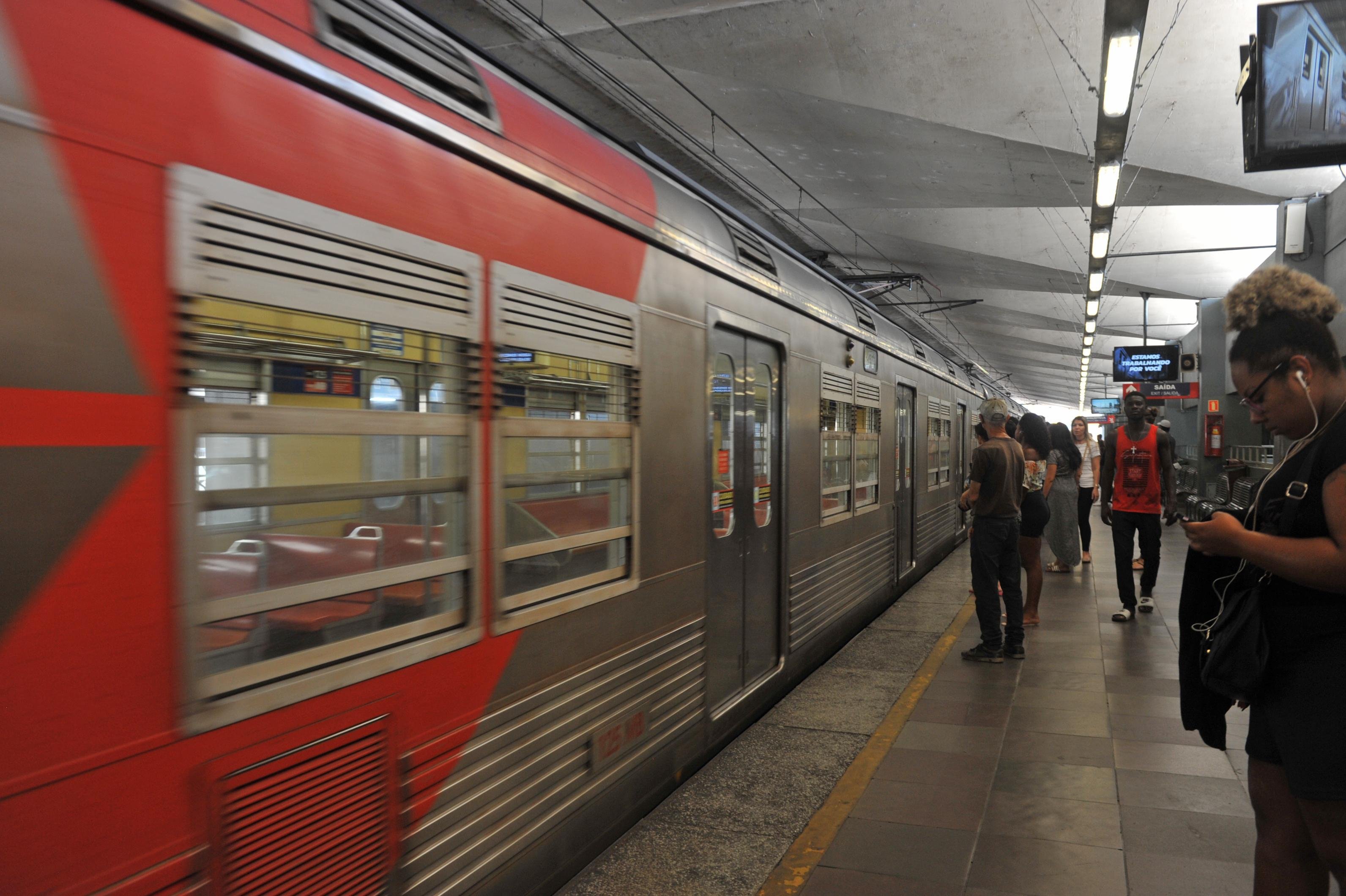A m&eacute;dia de passageiros por dia &uacute;til na primeira quinzena de mar&ccedil;o, antes da pandemia, era de cerca de 157 mil