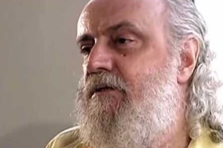 O compositor foi internado na &uacute;ltima sexta-feira (10)