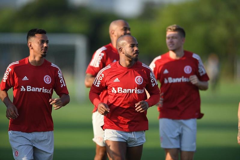 Inter est&aacute; envolvido em negocia&ccedil;&otilde;es salariais com jogadores