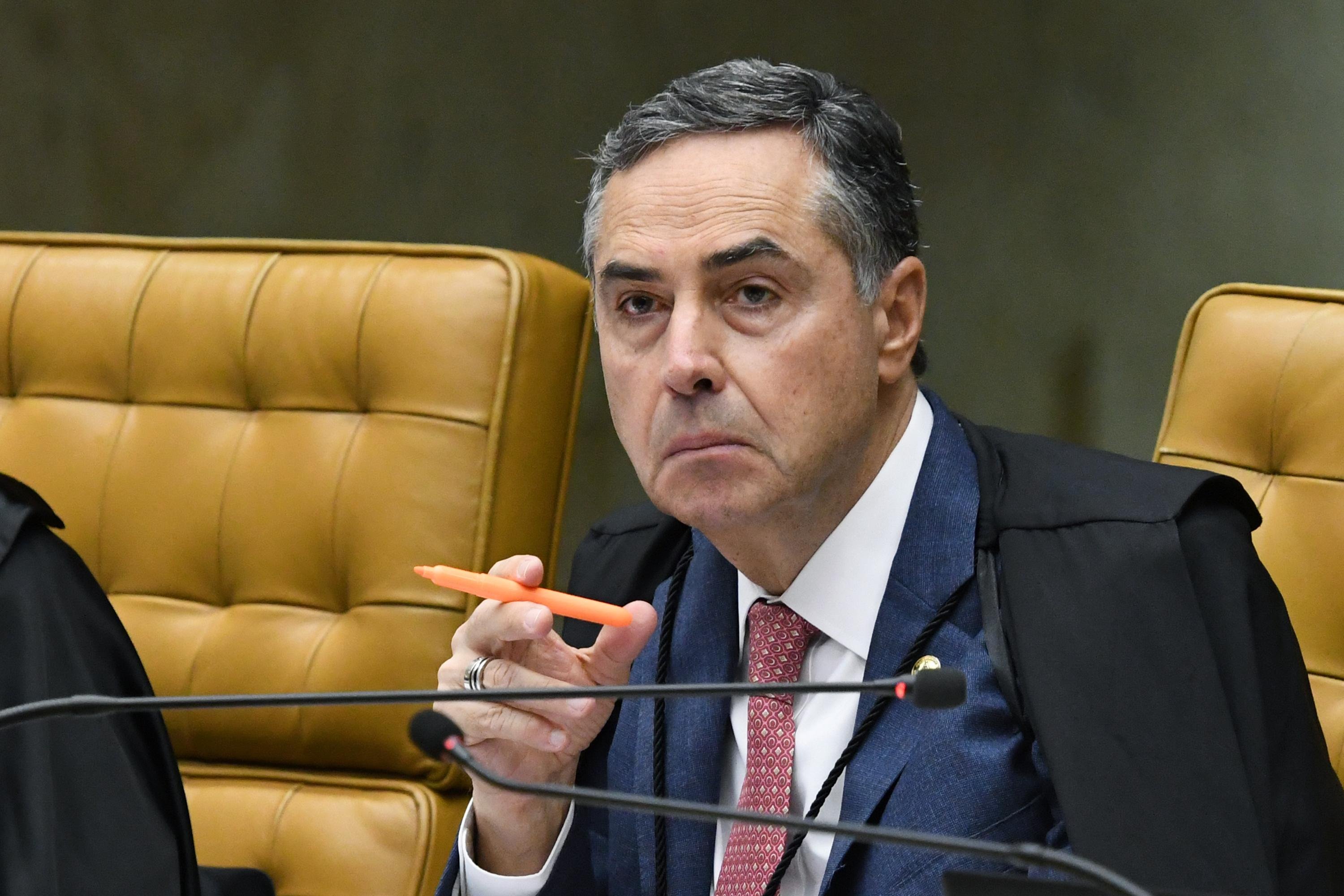 Barroso permanece no cargo at&eacute; fevereiro de 2022