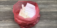 Comércios que disponibilizam os produtos de proteção para venda, também deverão distribuir as sacolas vermelhas.