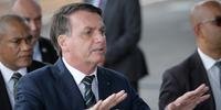 Bolsonaro negou a intenção de fechar os dois expoentes do Poder Judiciário e Legislativo