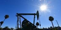 Queda levou preço do barril do petróleo a ficar negativo
