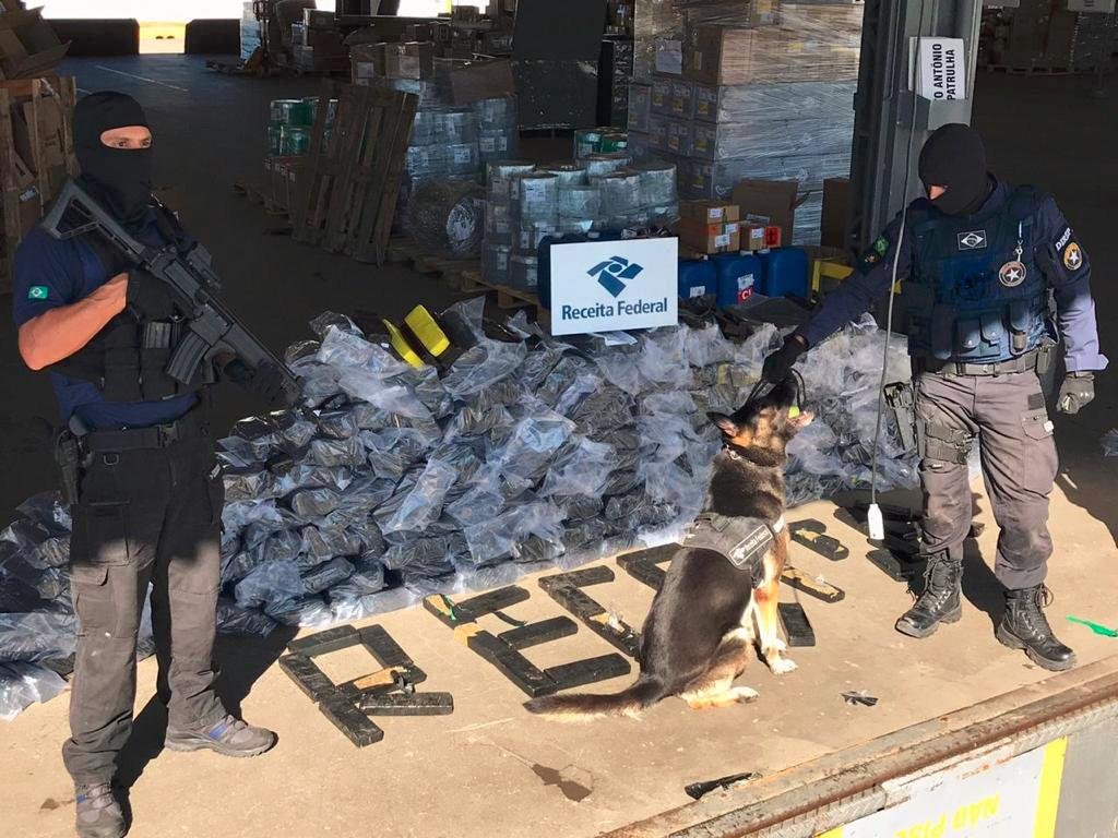 A carga de maconha foi avaliada em aproximadamente R$ 500 mil