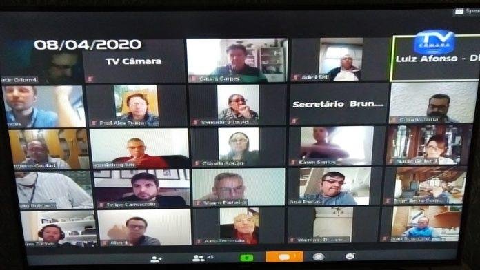 Minist&eacute;rio P&uacute;blico Estadual expediu recomenda&ccedil;&atilde;o para que o Pa&ccedil;o Municipal n&atilde;o suspenda os contratos com as creches