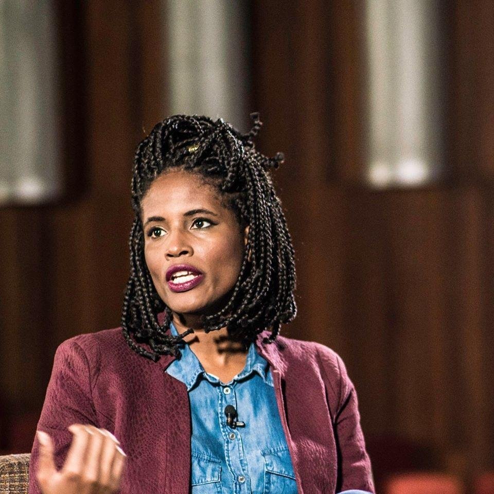 A mestre em Filosofia Djamila Ribeiro participar&aacute; de evento