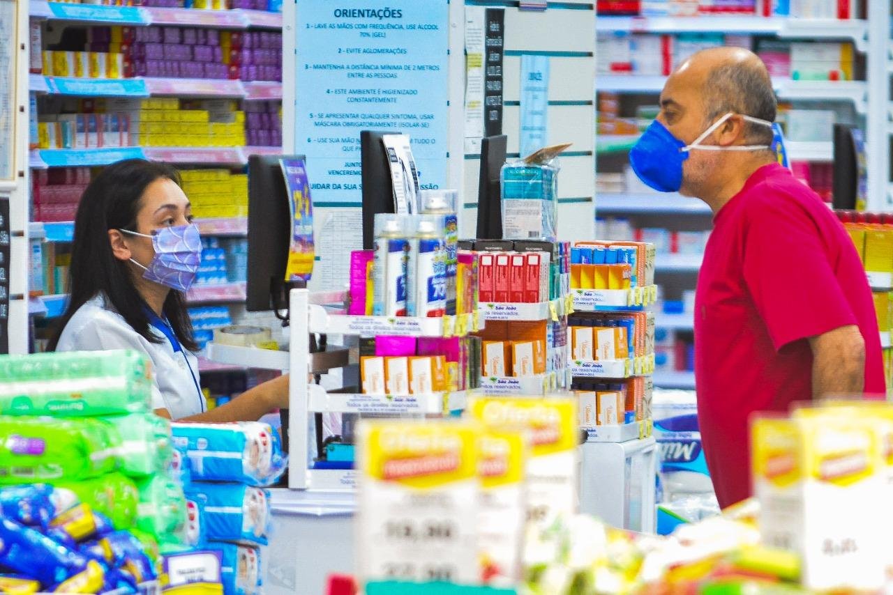 Popula&ccedil;&atilde;o evitou compras e aglomera&ccedil;&otilde;es nesta ter&ccedil;a-feira