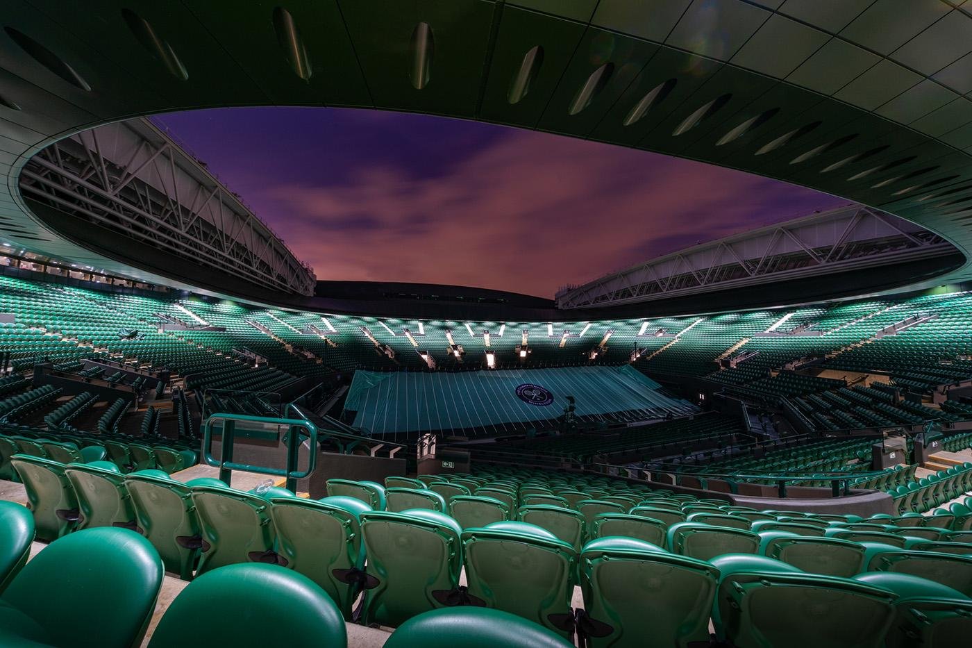 Pela primeira vez desde a Segunda Guerra Mundial, o tradicional torneio de Wimbledon n&atilde;o ser&aacute; realizado na temporada