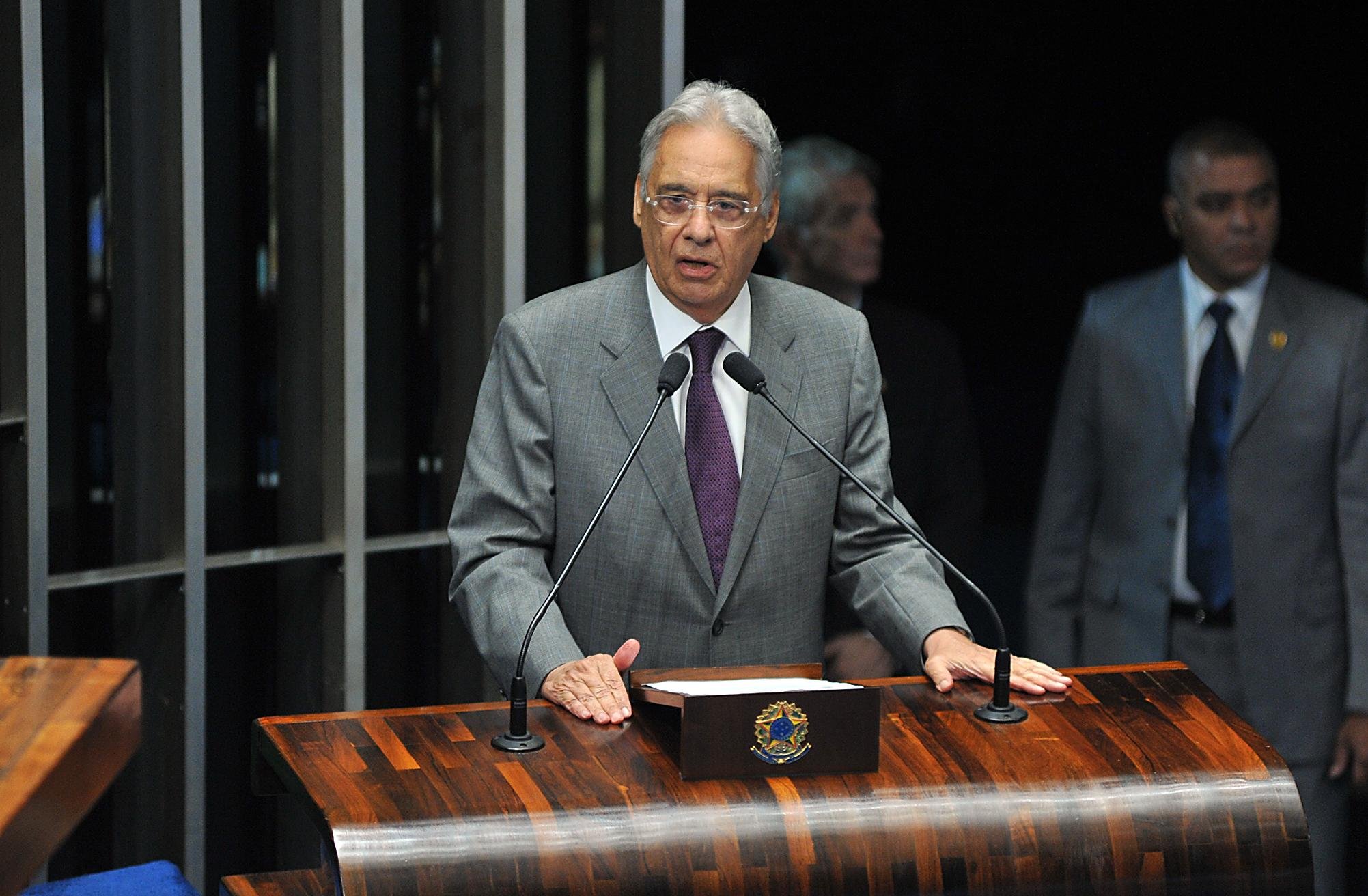 Convite ao ex-presidente Fernando Henrique gerou racha entre dirigentes da CUT