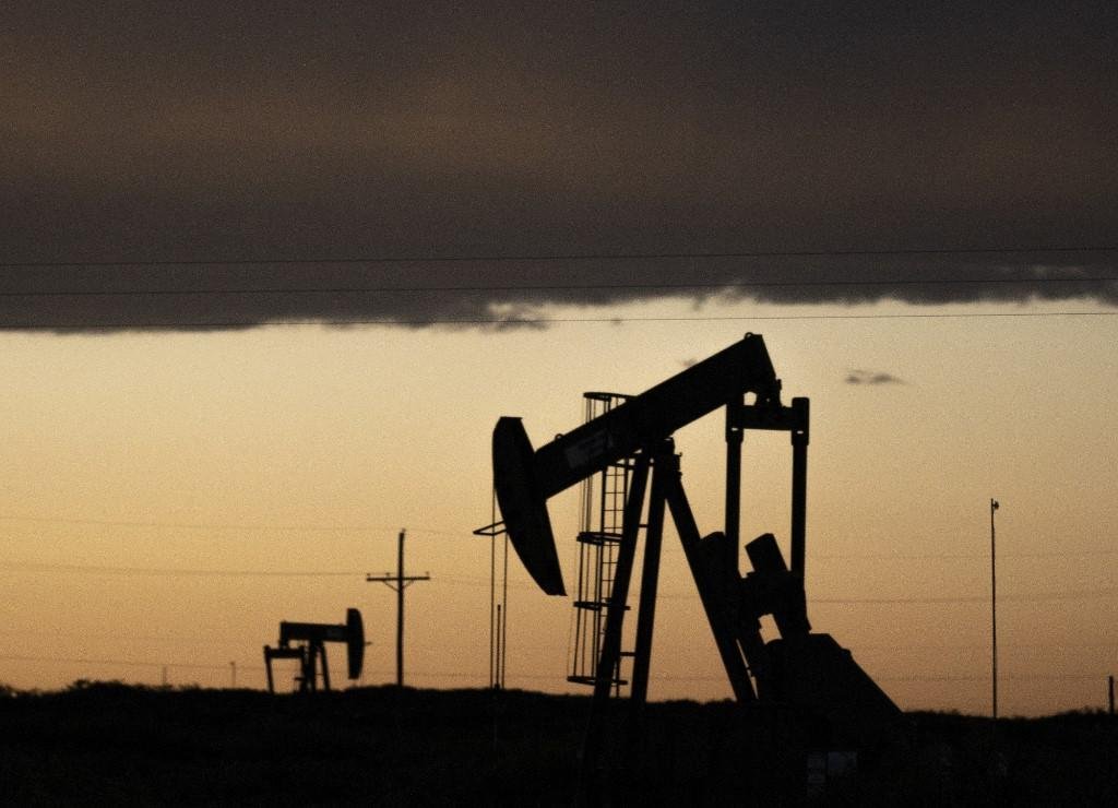 Vital para a economia russa, pe&ccedil;o do petr&oacute;elo caiu significativamente