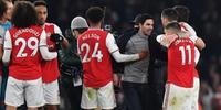 Arsenal pretende retomar os treinos na Inglaterra