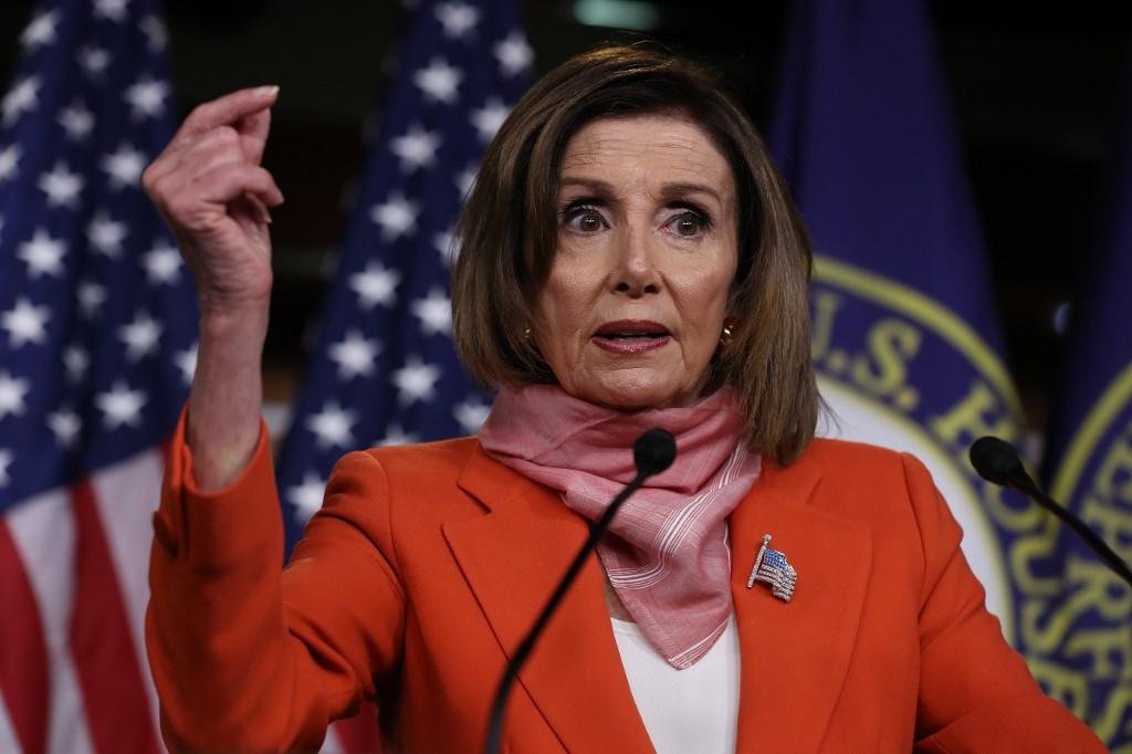 Pelosi declara apoio a Biden nas elei&ccedil;&otilde;es contra Trump