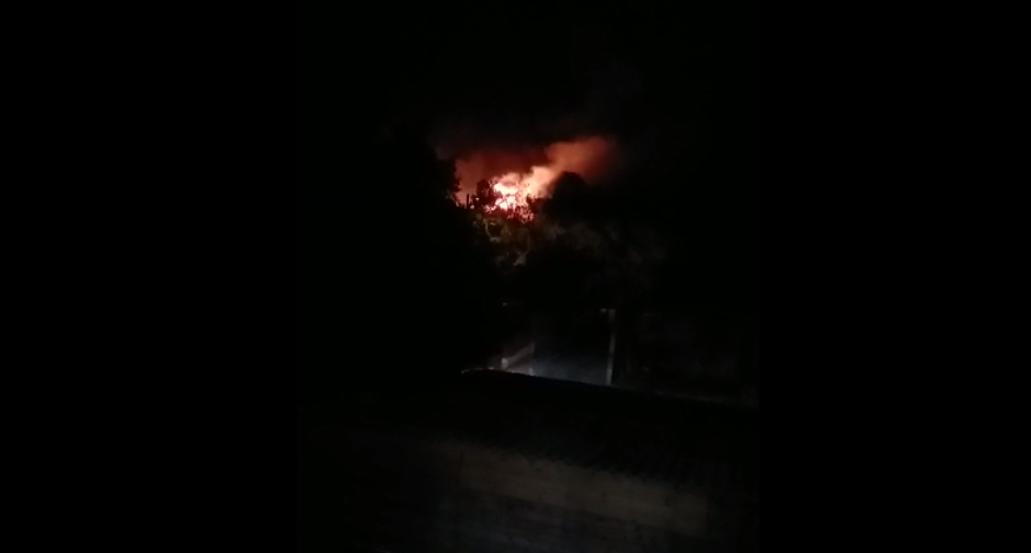 Bombeiros militares atuaram sem descanso ao longo da noite de segunda-feira