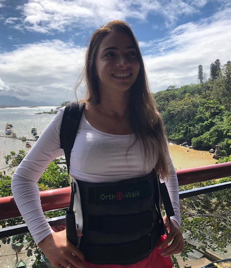 Essa n&atilde;o &eacute; a primeira vez que La&iacute;s faz publica&ccedil;&otilde;es para comentar sobre a sua recupera&ccedil;&atilde;o