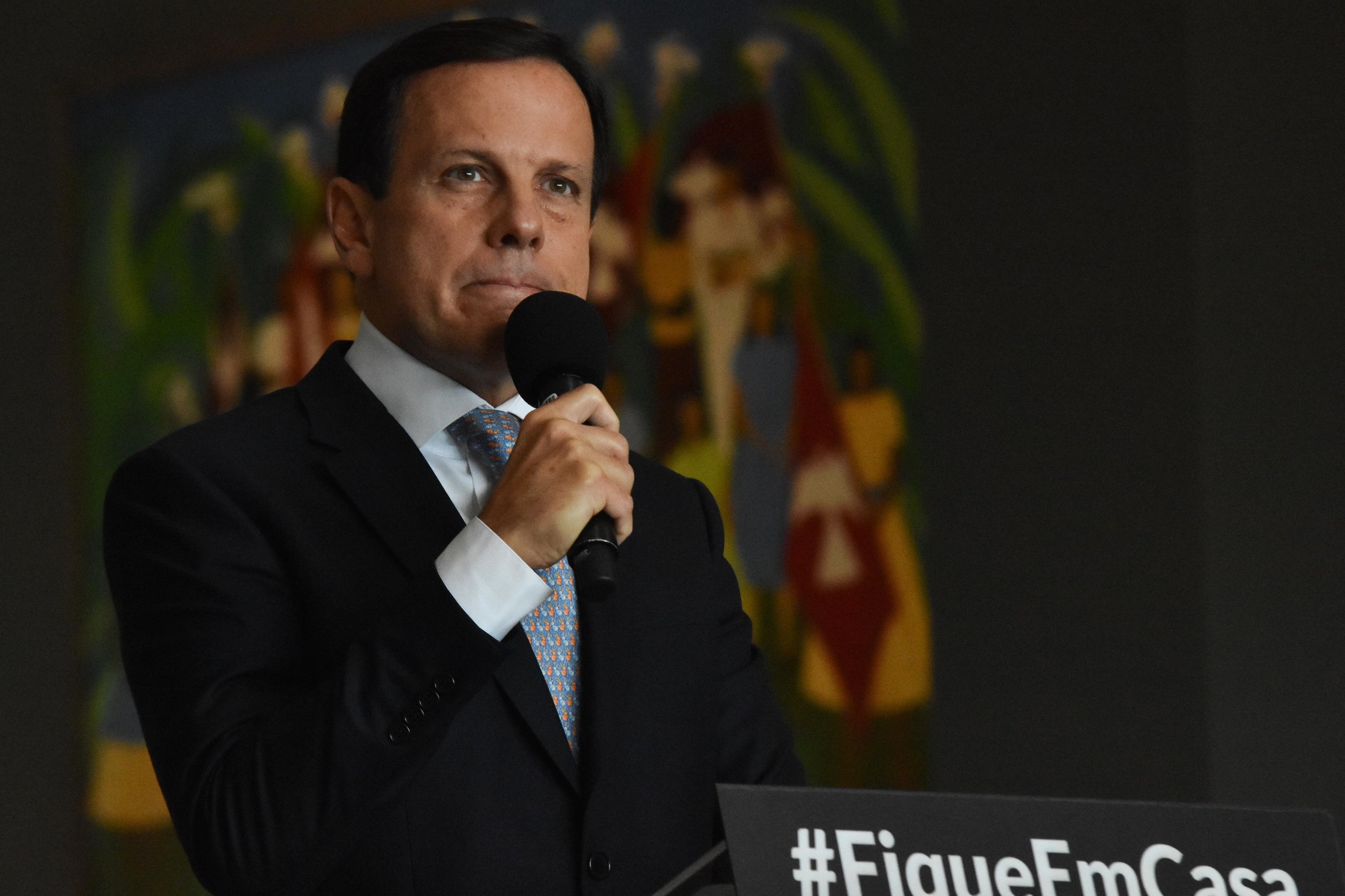 Governador de S&atilde;o Paulo dirigiu duras cr&iacute;ticas ao presidente da Rep&uacute;blica durante coletiva nesta quarta-feira
