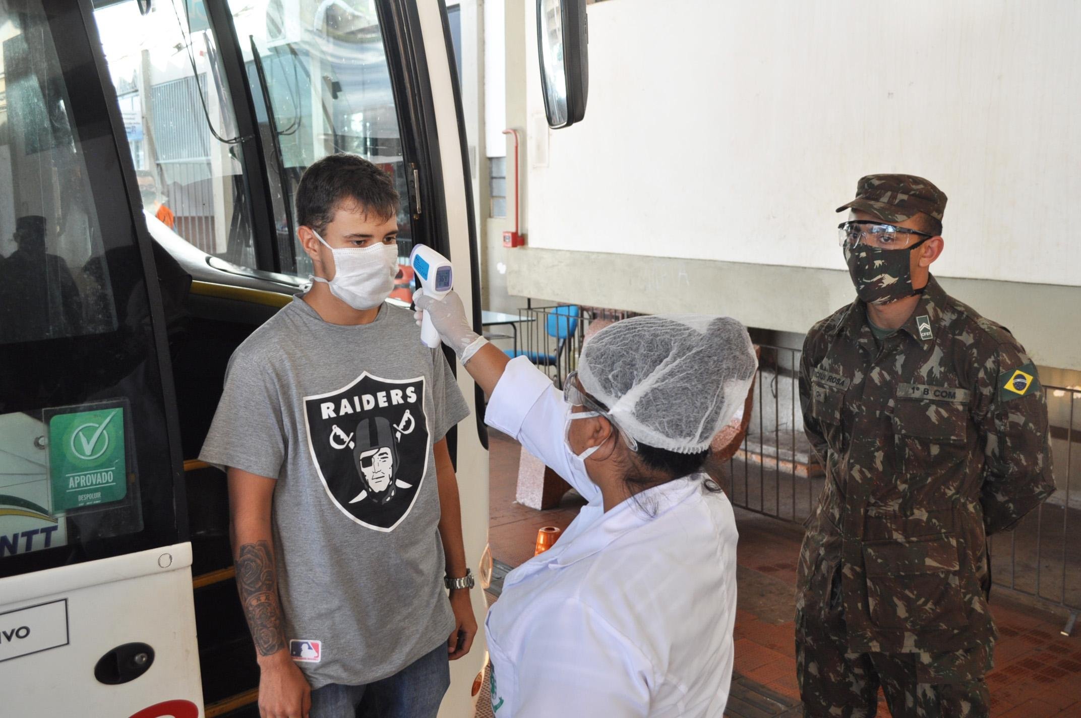 Barreira sanit&aacute;ria na rodovi&aacute;ria de Santo &Acirc;ngelo iniciaram nesta semana.