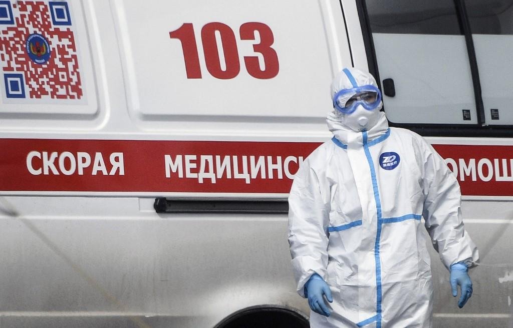 Mais de 100 mil pessoas se infectaram com novo coronav&iacute;rus na R&uacute;ssia
