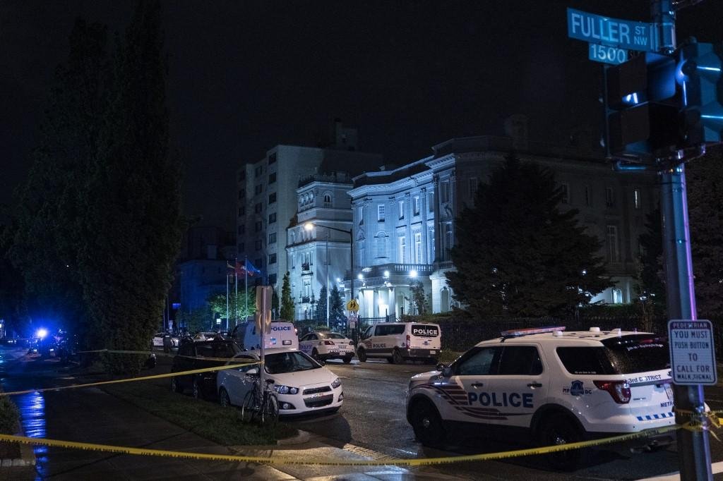 Homem disparou contra embaixada de Cuba na madrugada desta quinta-feira