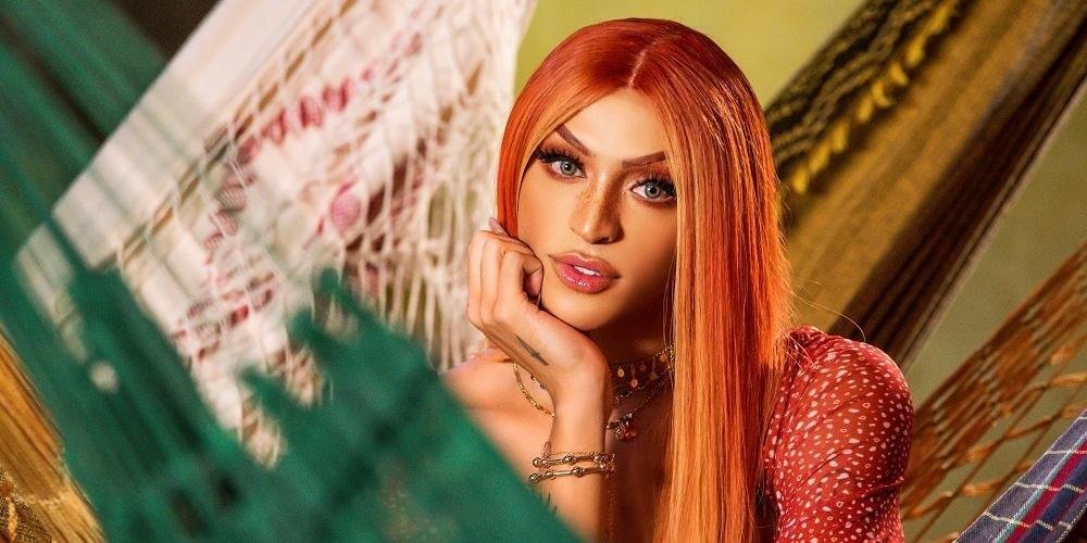 A cantora Pabllo Vittar lan&ccedil;ou seu novo &aacute;lbum "111"