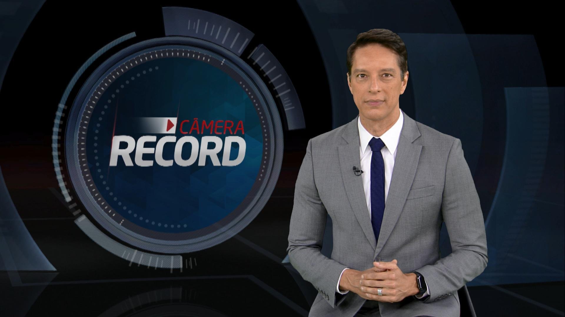 S&eacute;rgio Aguiar apresenta o programa