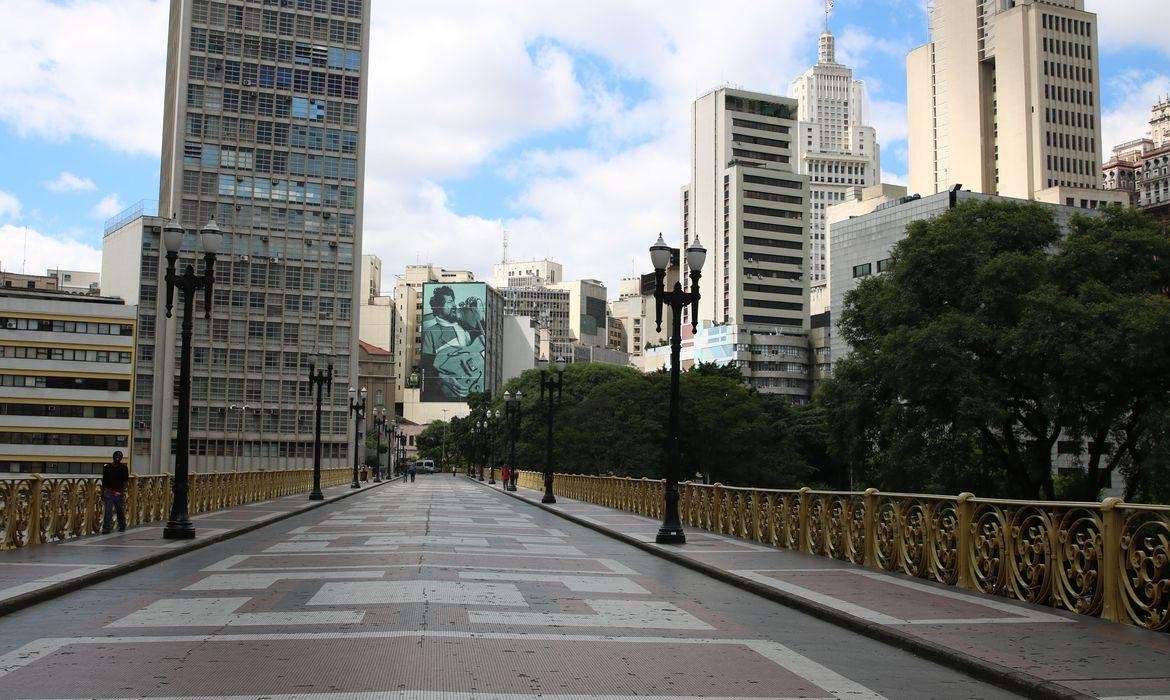 In&iacute;cio das medidas de flexibiliza&ccedil;&atilde;o est&aacute; previsto para 11 de maio