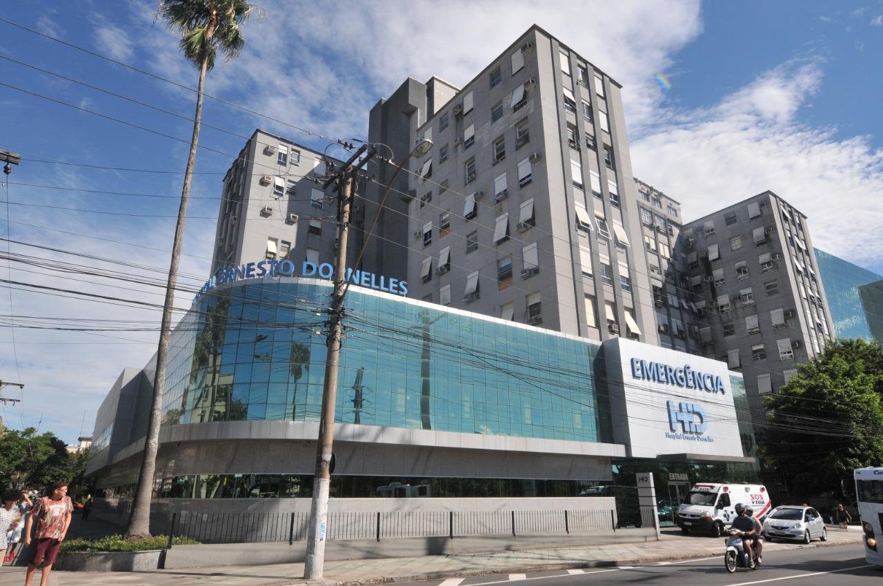 Parentes e acompanhantes devem usar m&aacute;scaras na institui&ccedil;&atilde;o