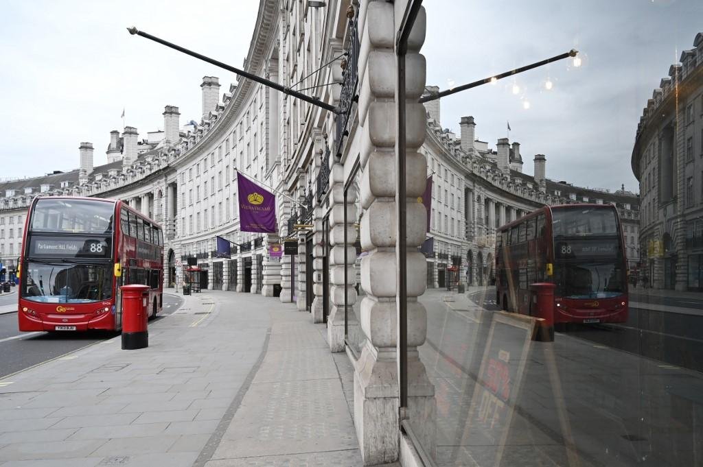 Londres ter&aacute; medidas para ampliar ciclovias e cal&ccedil;adas