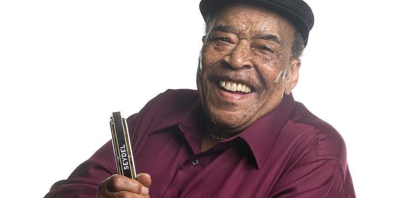 Apresenta&ccedil;&atilde;o de James Cotton (1935 - 2017) &eacute; considerada uma das melhores do Mississipi, segundo Bagoso