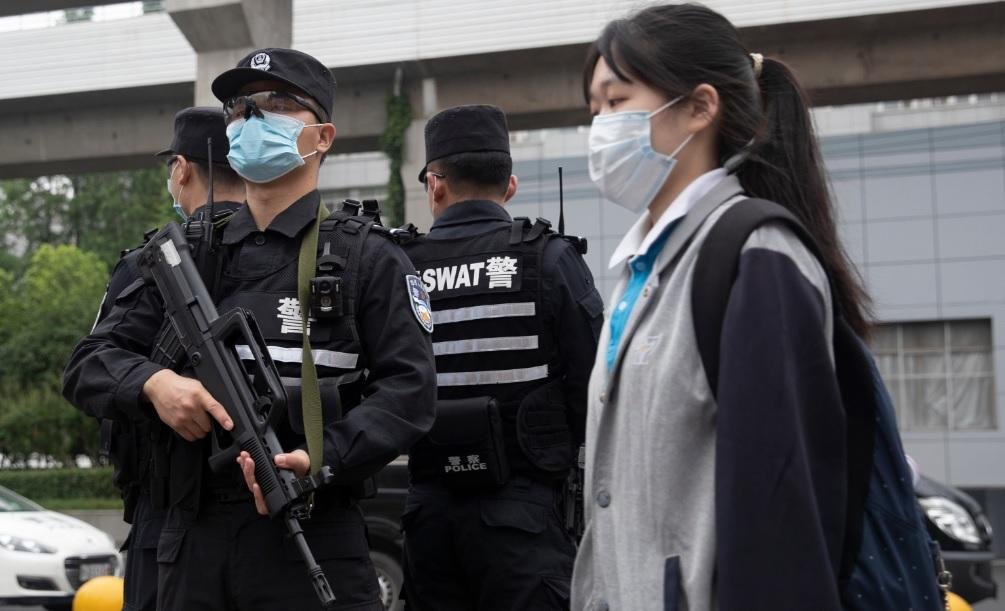 China apoia que OMS avalie resposta mundial &agrave; pandemia do novo coronav&iacute;rus