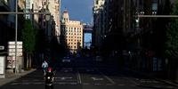 Madri e Barcelona, maiores cidades do país, entretanto, vão permanecer em isolamento social