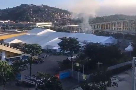 Est&aacute;dio foi constru&iacute;do em 38 dias e seria inaugurado neste s&aacute;bado