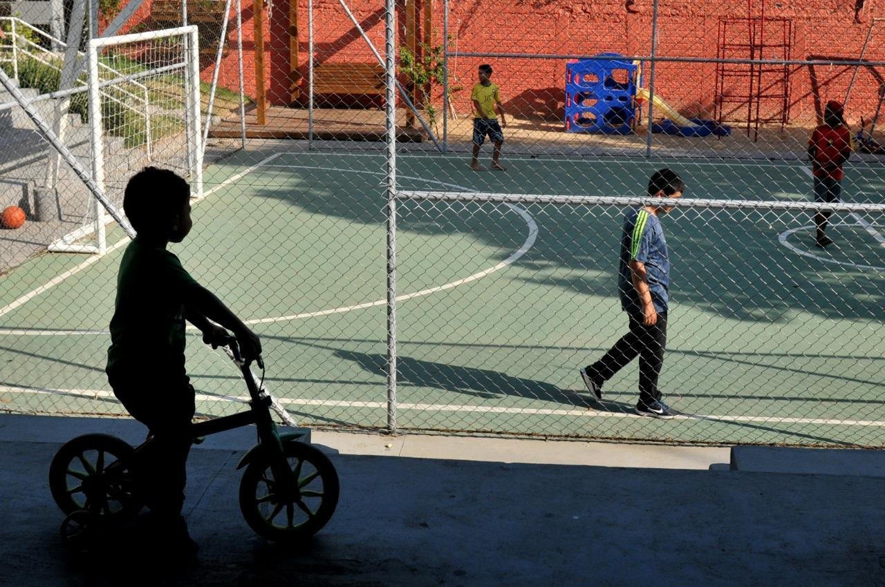 Conforme o Sistema Nacional de Ado&ccedil;&atilde;o e Acolhimento (SNA), 3.879 crian&ccedil;as e adolescentes foram acolhidos no Rio Grande do Sul