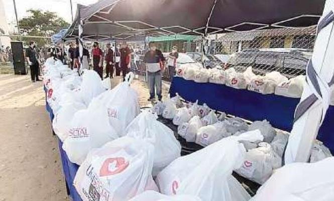 Moradores de rua, s&oacute; este ano, receberam 2.400 marmitas, que todas as semanas s&atilde;o doadas no centro de Porto Alegre