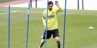 Messi treina no Barcelona