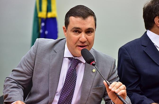 Pol&iacute;tico foi v&iacute;tima de um infarto nesta segunda-feira