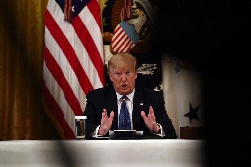 Presidente americano culpa pa&iacute;s asi&aacute;tico pela pandemia, onde o v&iacute;rus apareceu pela primeira vez no final de 2019
