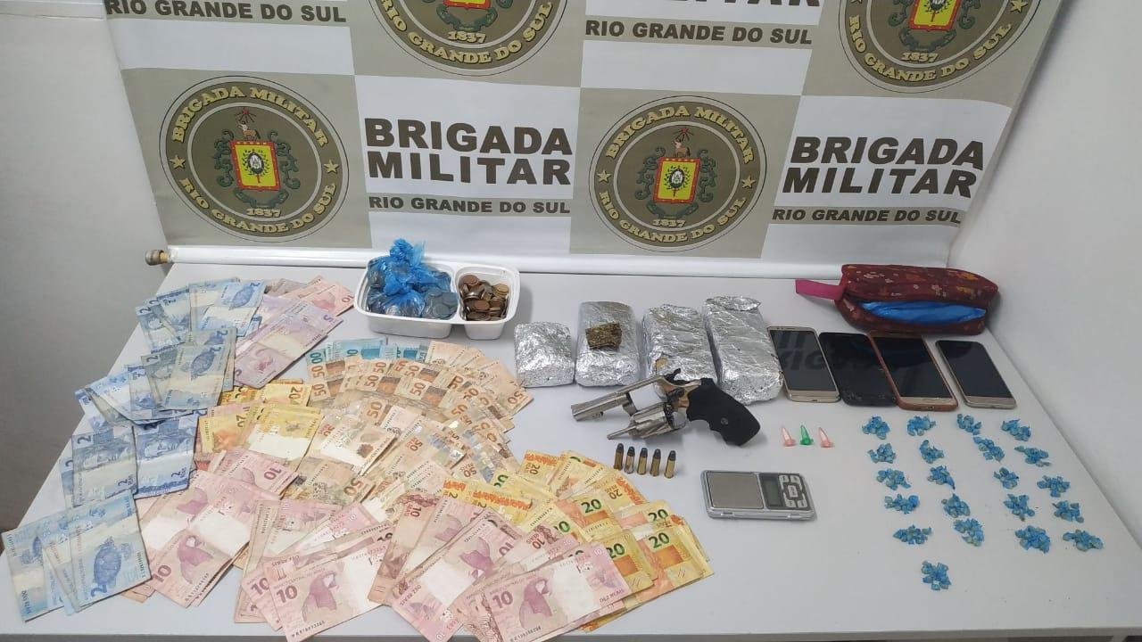 Flagrante em Gravata&iacute; resultou tamb&eacute;m no recolhimento de drogas