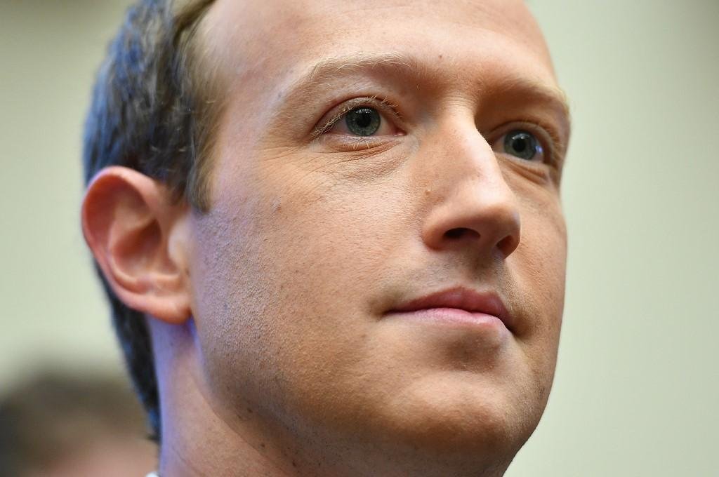 "Gostaria de enfatizar que Covid-19 n&atilde;o ir&aacute; desaparecer em pouco tempo", assinalou Zuckerberg