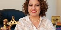 Gabriela Souza comanda um escritório de advocacia para mulheres há três anos