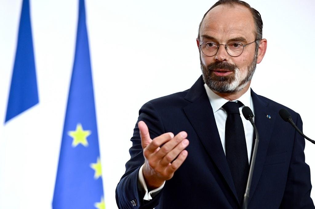 Primeiro-ministro da Fran&ccedil;a diz que pa&iacute;s &eacute; favor&aacute;vel a reabrir fronteiras na UE em junho