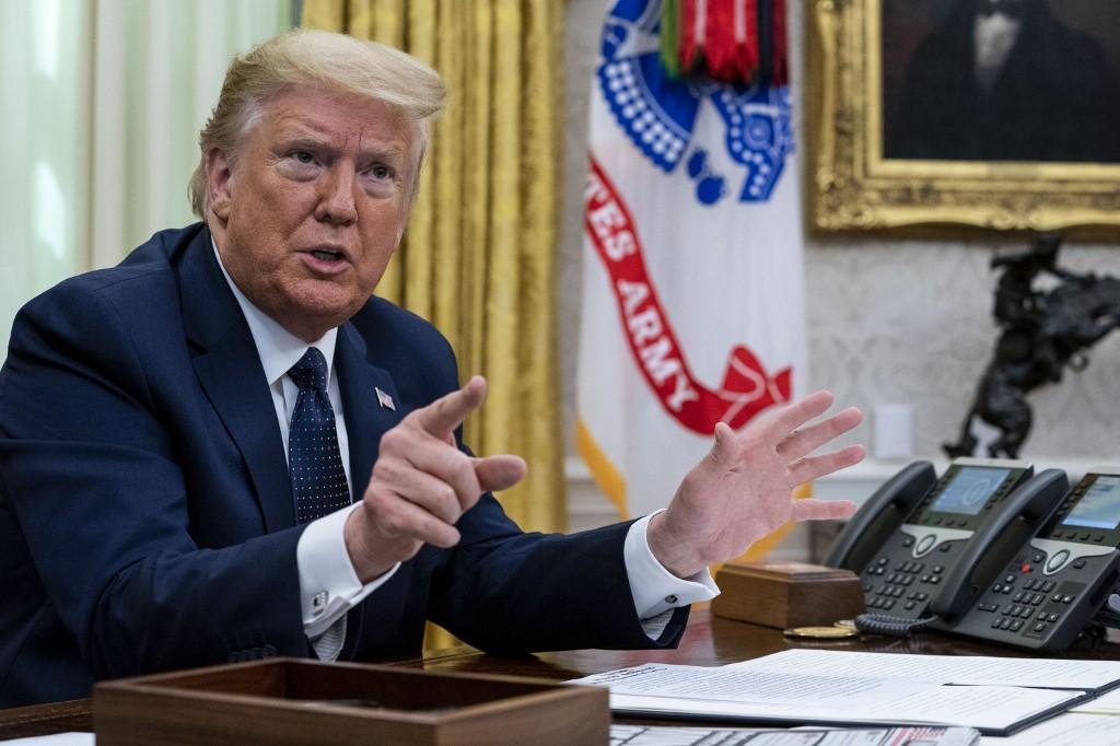 "Estamos aqui para defender a liberdade de express&atilde;o", disse Trump