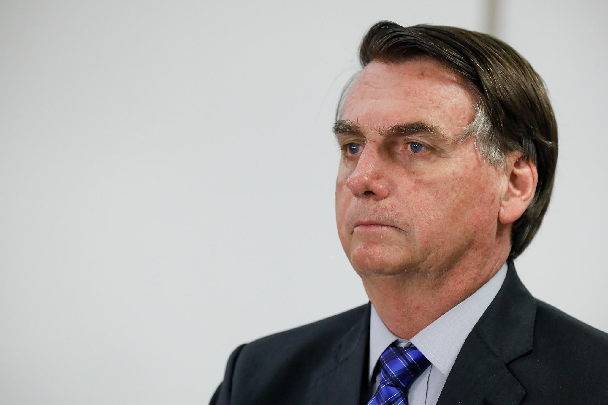 Bolsonaro minimiza n&uacute;mero de mortos pela Covid-19 no Brasil