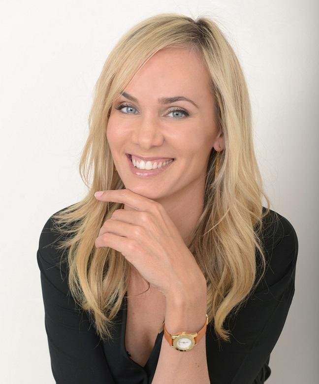 Aline Bortolin &eacute; consultora de gest&atilde;o empresarial e profissional de marketing e vendas