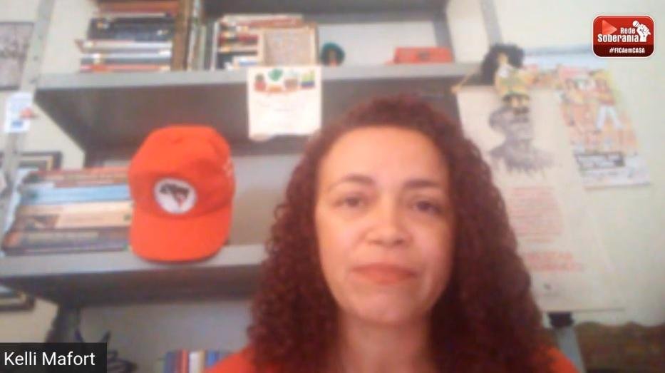Kelly Manfort, dirigente nacional do movimento, participou da apresenta&ccedil;&atilde;o do plano